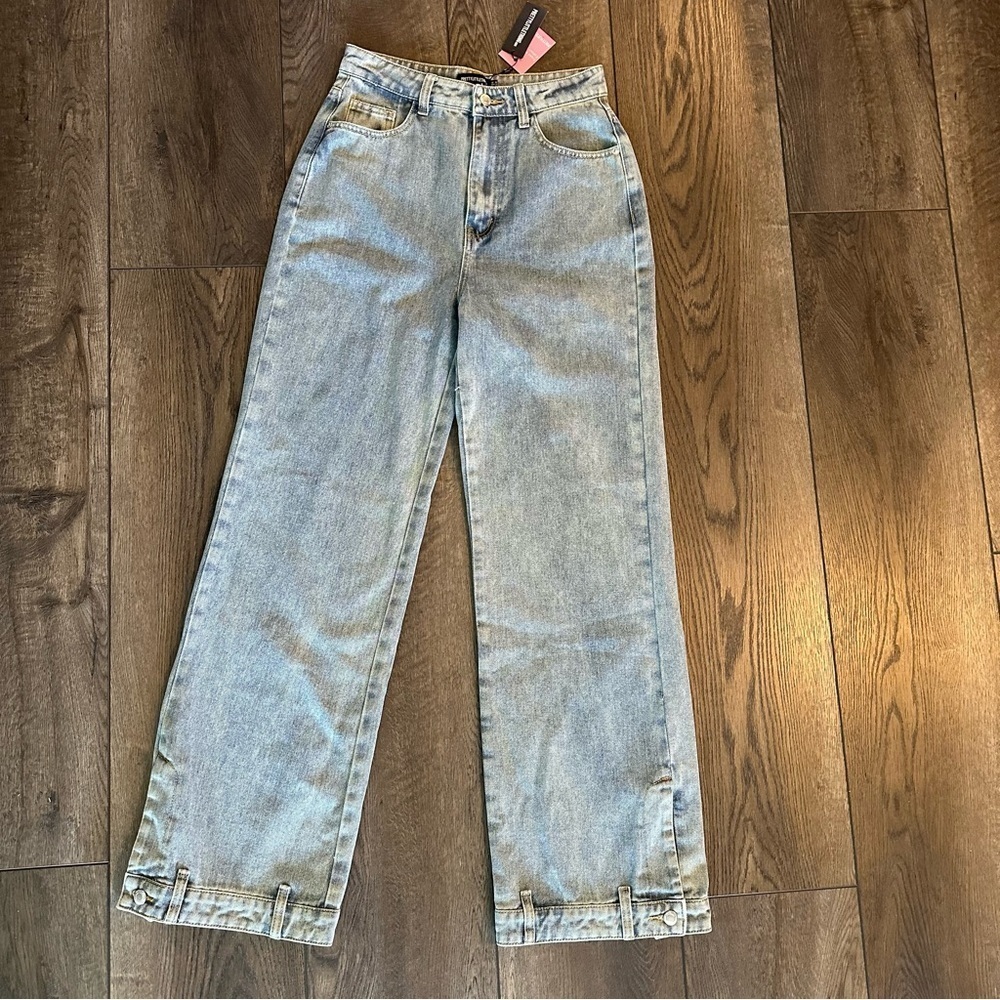 Pretty Little Thing Mid Blue Wash Waistband Detail Straight Leg Jeans size 6 NWT
